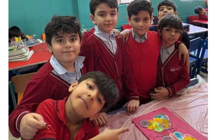 هفته ی ملی علوم پروژه برگ جادویی و قطره رنگی 2