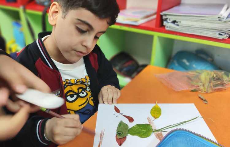 هفته ی ملی علوم پروژه ی برگ و خلاقیت