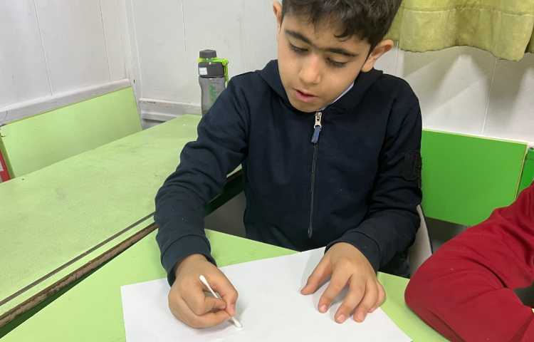 هفته ی ملی علوم پروژه ی قلم جادویی 4