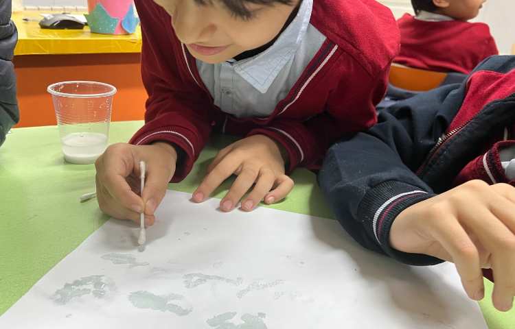هفته ی ملی علوم پروژه ی قلم جادویی 5