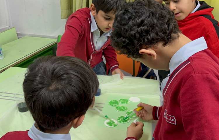 هفته ی ملی علوم پروژه ی چکه های رنگی 5