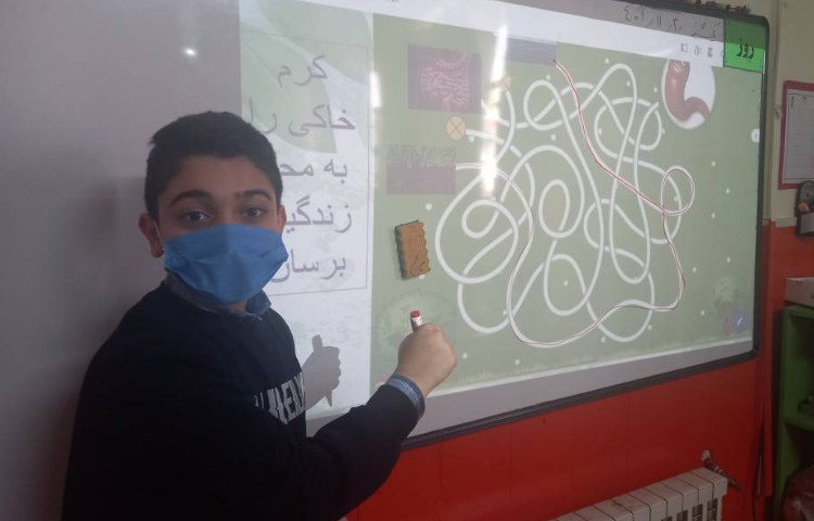 :هفته ی ملی علوم، پروژه ی کرم خاکی، کلاس سوم مریخ 4