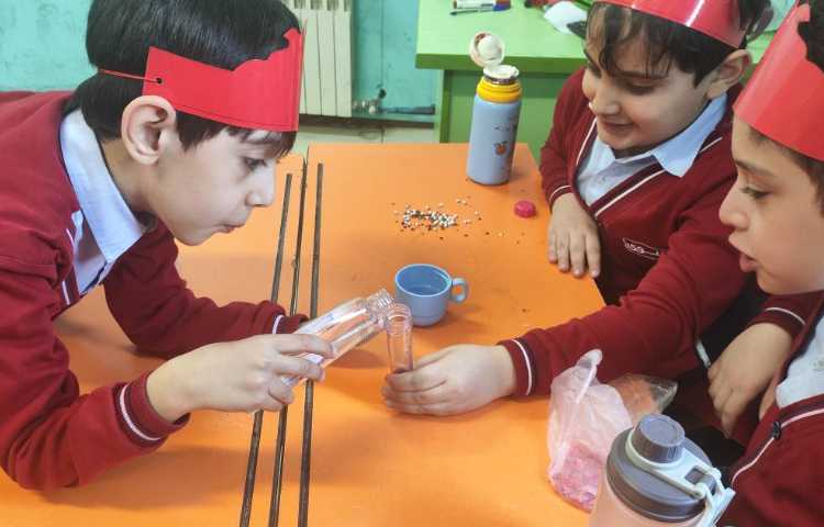 هفته ی ملی علوم پروژه ی گوی بازیگوش 4