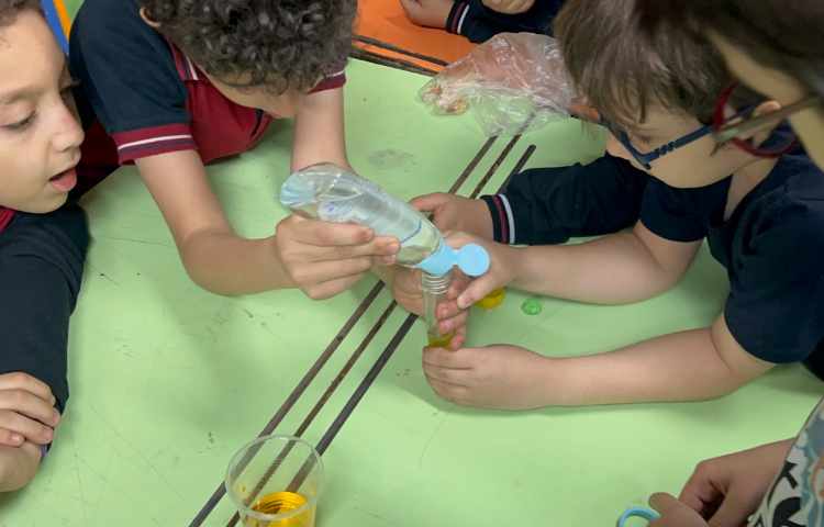 هفته ی ملی علوم پروژه ی گوی بازیگوش 5