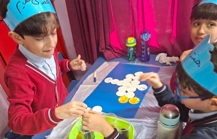 هفته ی ملی علوم چکه های رنگی 5