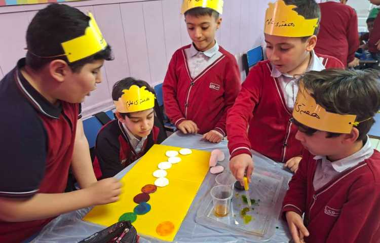 هفته ی ملی علوم چکه های رنگی