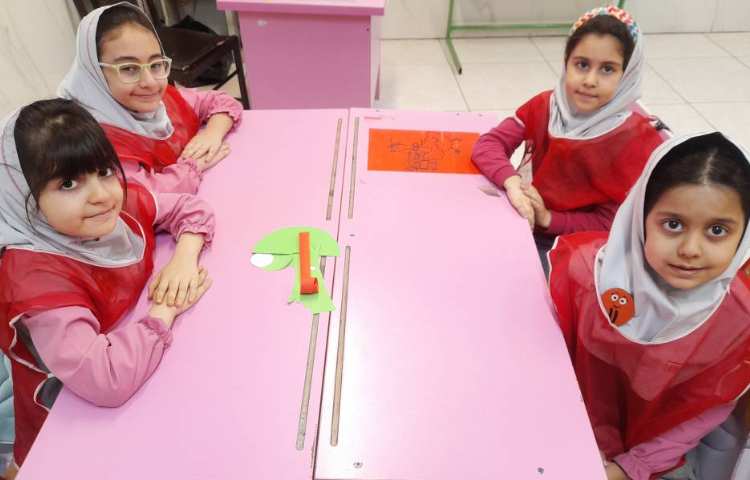 هفته ی ملی علوم