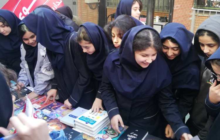 هفته ی کتاب و کتاب خوانی 3