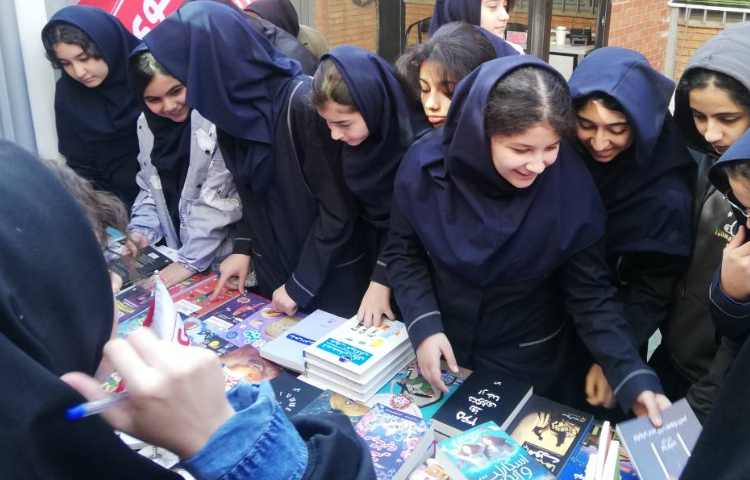 هفته ی کتاب و کتاب خوانی 4