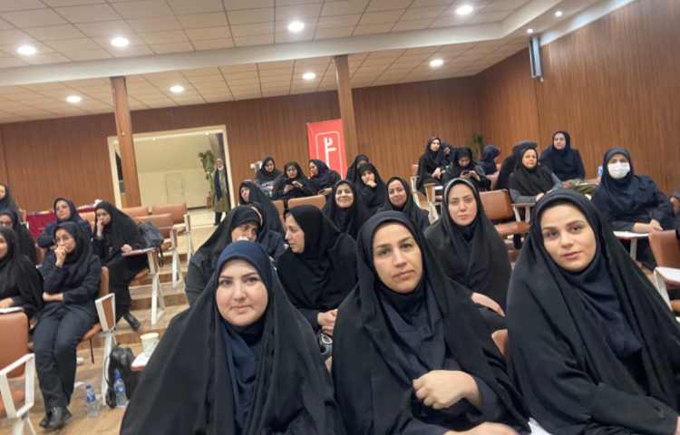 همایش مدیران با حضور جناب آقای دکتر امانی(مدیر مشارکت های مردمی اداره کل شهر تهران 5