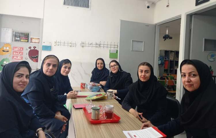 هم پایه معلمین و معاون آموزشی برگزار گردید