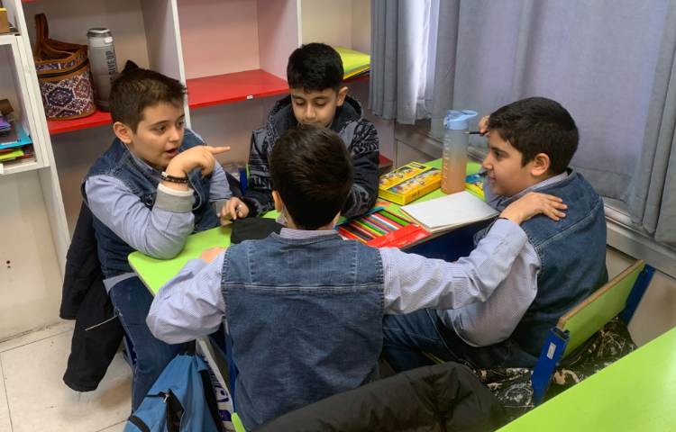 هنر-به صورت مشورتی و گروهی نمایش برگزار کردند 2