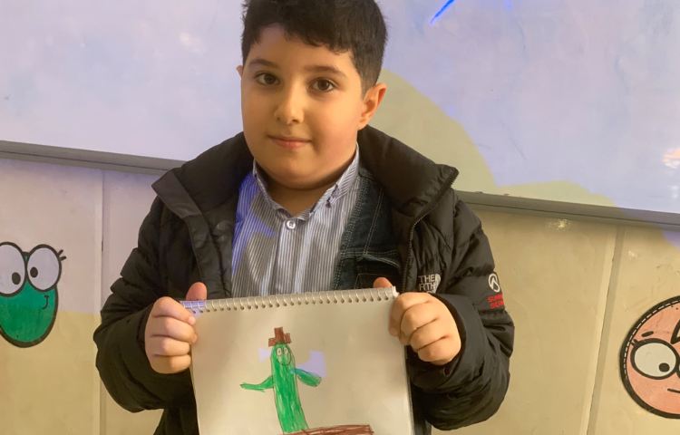 هنر-نقاشی از روی عروسک 1