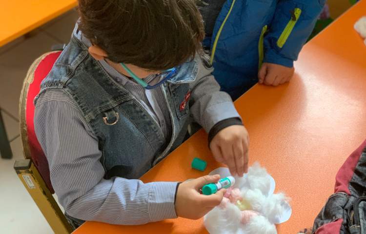 هنر-کاردستی کلاژ ابر با پنبه 1