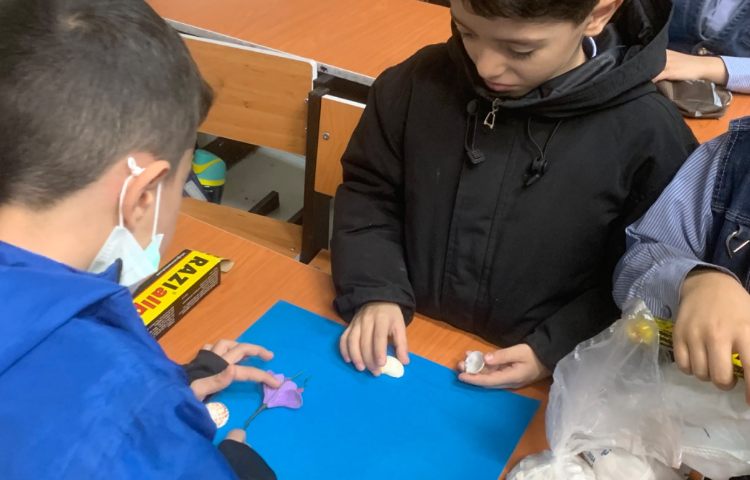 هنر-کاردستی کلاژ با صدف و ماسه