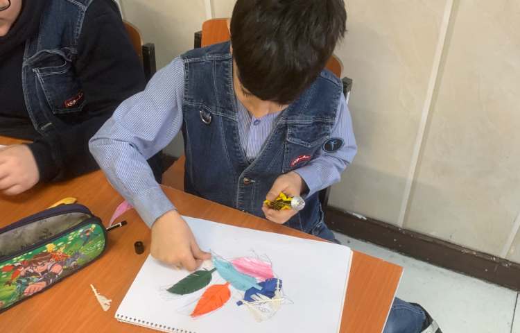 هنر-کاردستی کلاژ با پر 3