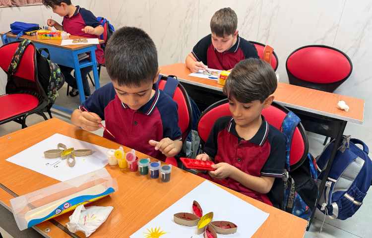 هنر -آشنایی با رنگ های اصلی و ساخت رنگ های جدید 1