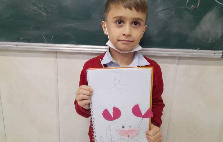 هنر -آموزش کلاژ و ایجاد اشکال ساده با کاغذ رنگی 1