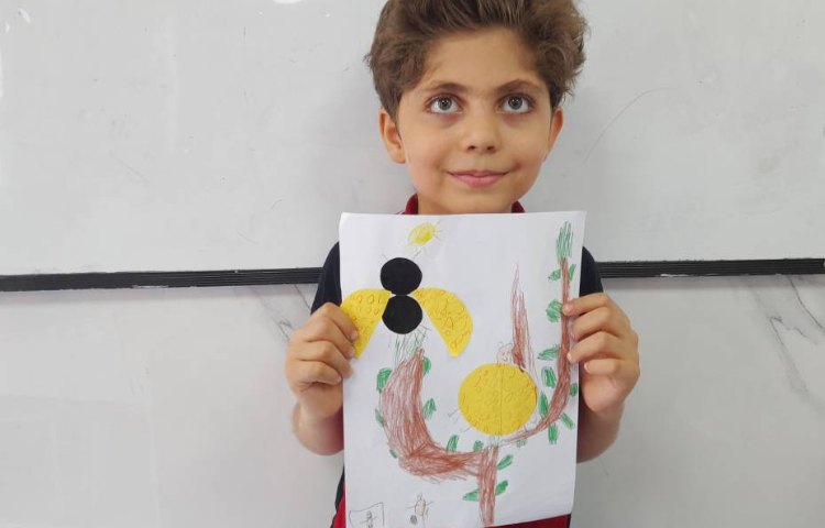 هنر - استفاده از دایره های کاغذی رنگی و کولاژ 3