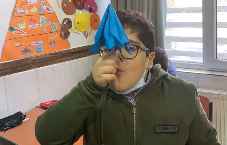 هنر- اموزش موشک با کمک اوریگامی 1