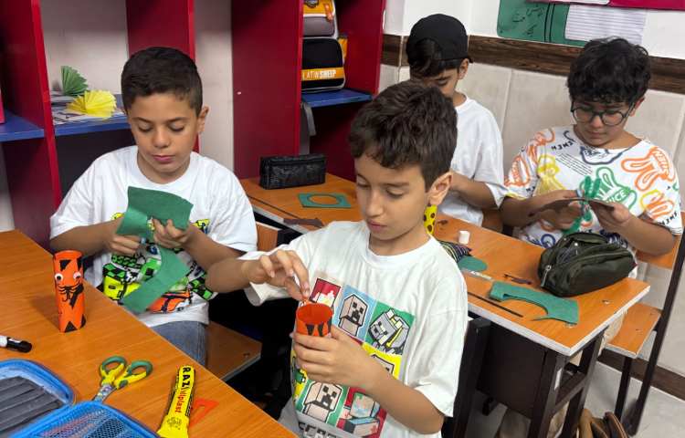 هنر - تکمیل ماکت حیوان مورد نظر 2