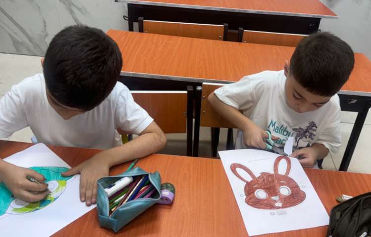 هنر- ساخت ساخت با کمک مدادرنگی