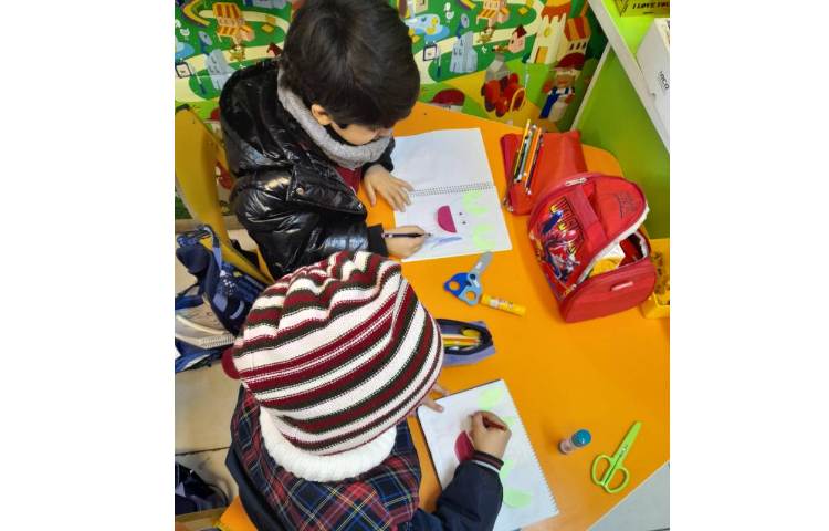 هنر - ساخت شخصیت(کلاژ) 1