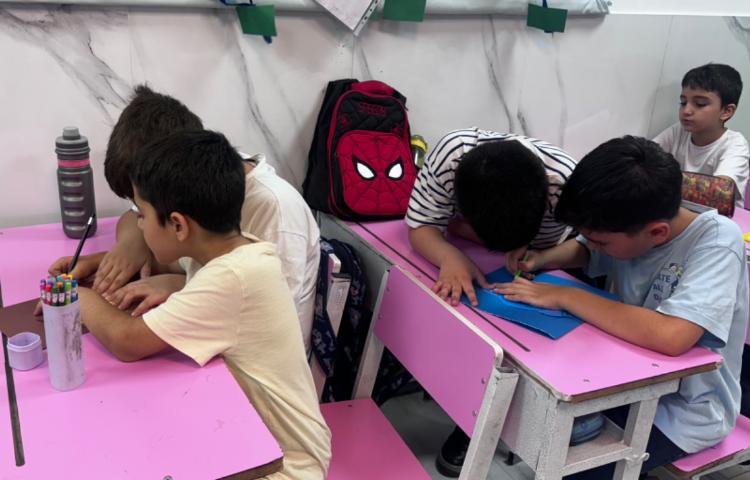 هنر -ساخت ماسک همراه با مقوا 5