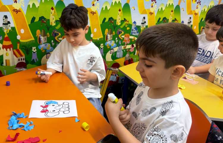 هنر - ساخت کلاژ حیوانات به صورت گروهی 1