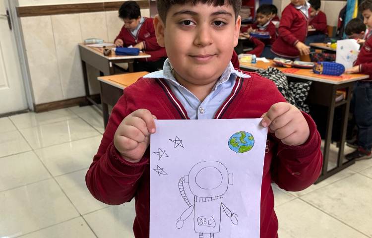 هنر - نقاشی فضانورد 2