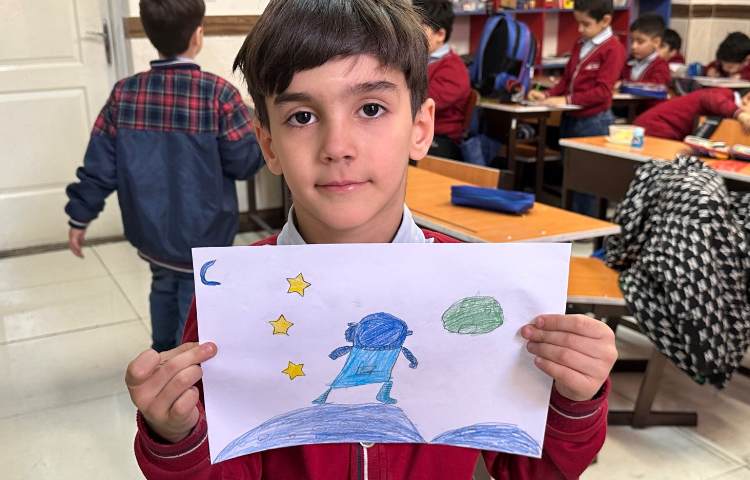 هنر - نقاشی فضانورد 3