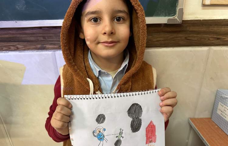 هنر - نقاشی فضانورد 4