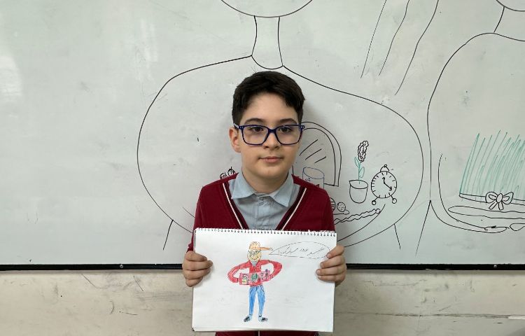 هنر - نقاشی پسر هفت سین به دست 2