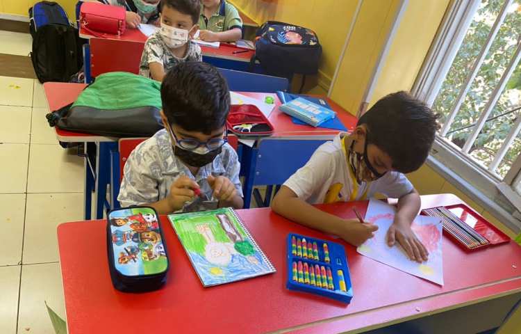 :هنر و خلاقیت، آموزش حیوان شیر، کلاس انگور 5