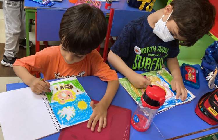 :هنر و خلاقیت، آموزش حیوان شیر، کلاس پرتقال 3