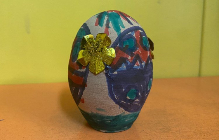 :هنر و خلاقیت، زیبا نویسی و رنگ آمیزی روی تخم مرغ 11