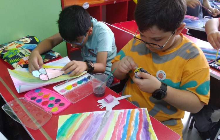 : هنر و خلاقیت، طراحی با آبرنگ و کلاژ 1