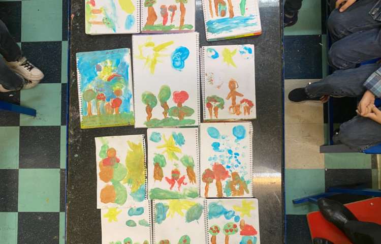 :هنر و خلاقیت، نقاشی درخت بهاری با رنگ انگشتی 1