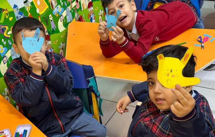 هنر- کاردستی خرگوش با کمک کف دست 1