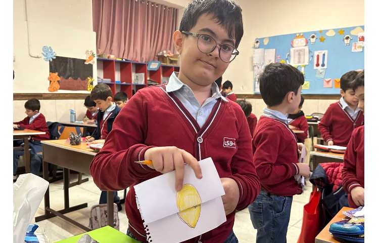 هنر -کاردستی دایناسور 4