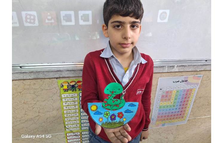 هنر : کاردستی مار 1