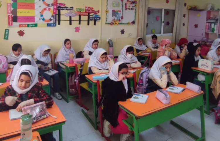 هوش تجاری و سواد مالی دبستان دخترانه پرتوعلوی 1