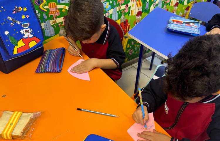 هوش: درست کردن کاردستی موشک و پرتاب آن به سمت یادگیری 4