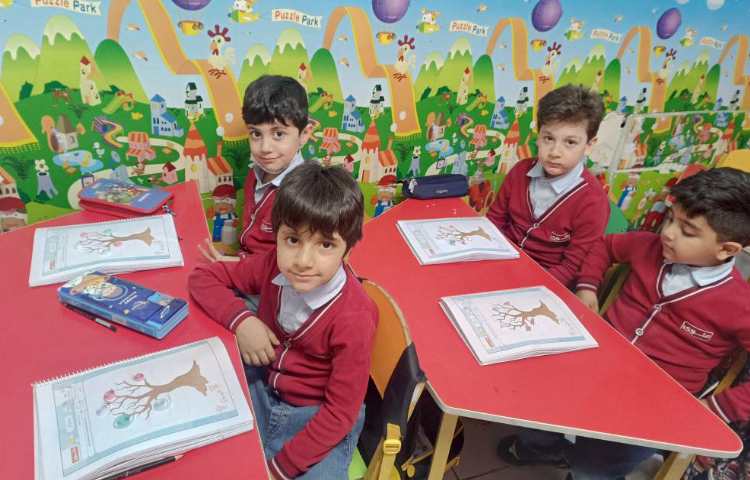 هوش (درست کردن کلاژ درخت بهار) 4