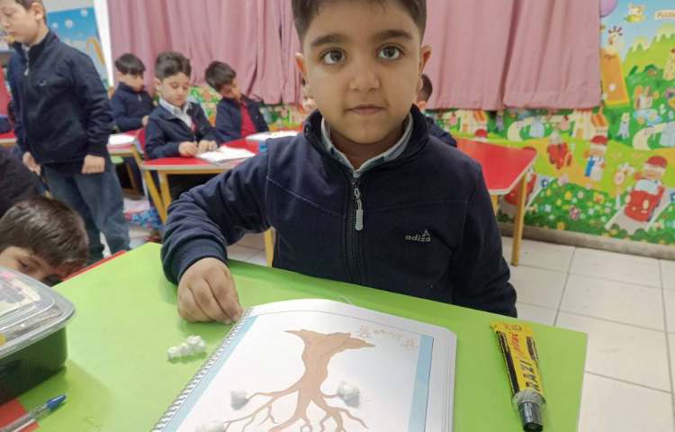 هوش ( درست کردن کلاژ زمستان) 2