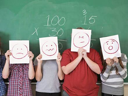 هوش هیجانی و مدیریت مشکلات در دانش‌آموزان