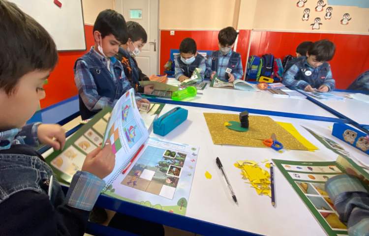 :هوش و خلاقیت، کلاس قاصدک 1