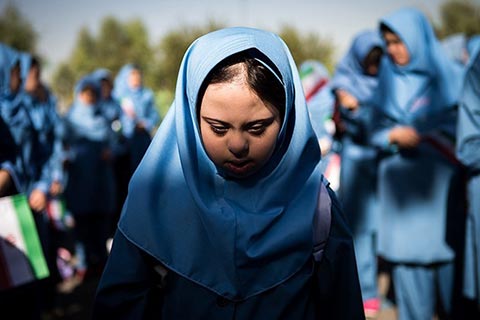 وابسته کردن کودکان دیرآموز به والدین ظلمی در حق آنهاست