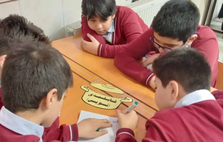 واژه سازی و ساخت کلمات مرکب با پسوند نویس 5