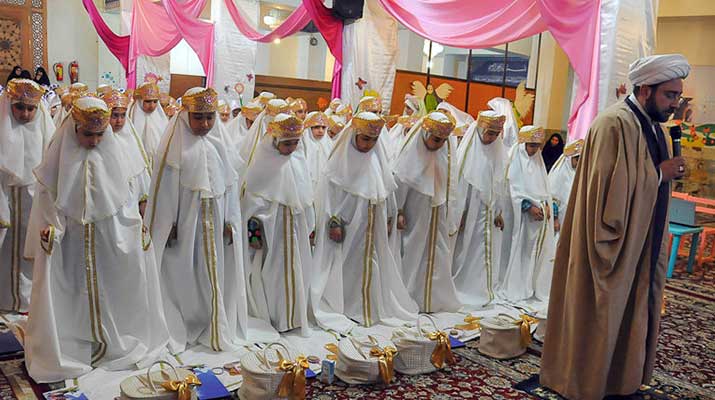 کاهش آسیب های اجتماعی با ورود روحانیون به مدارس